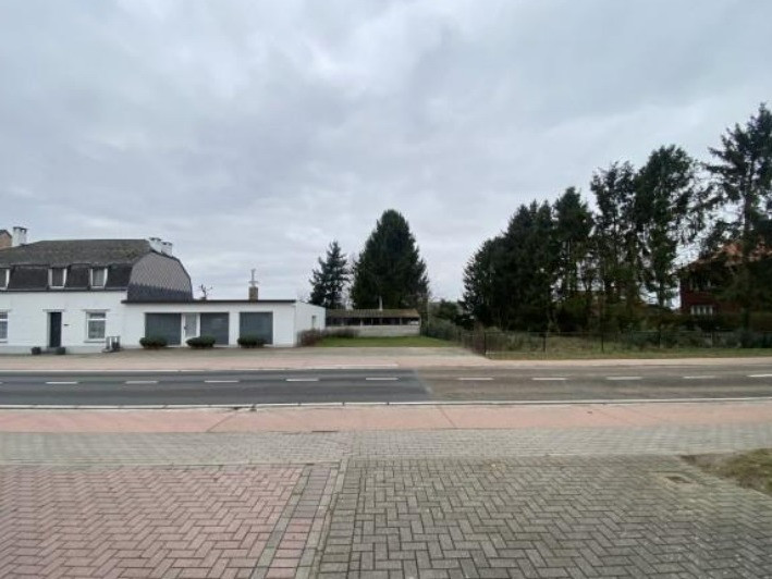 Bouwgrond van 8a33ca voor HOB in centrum Oudsbergen € 165 000 ERA